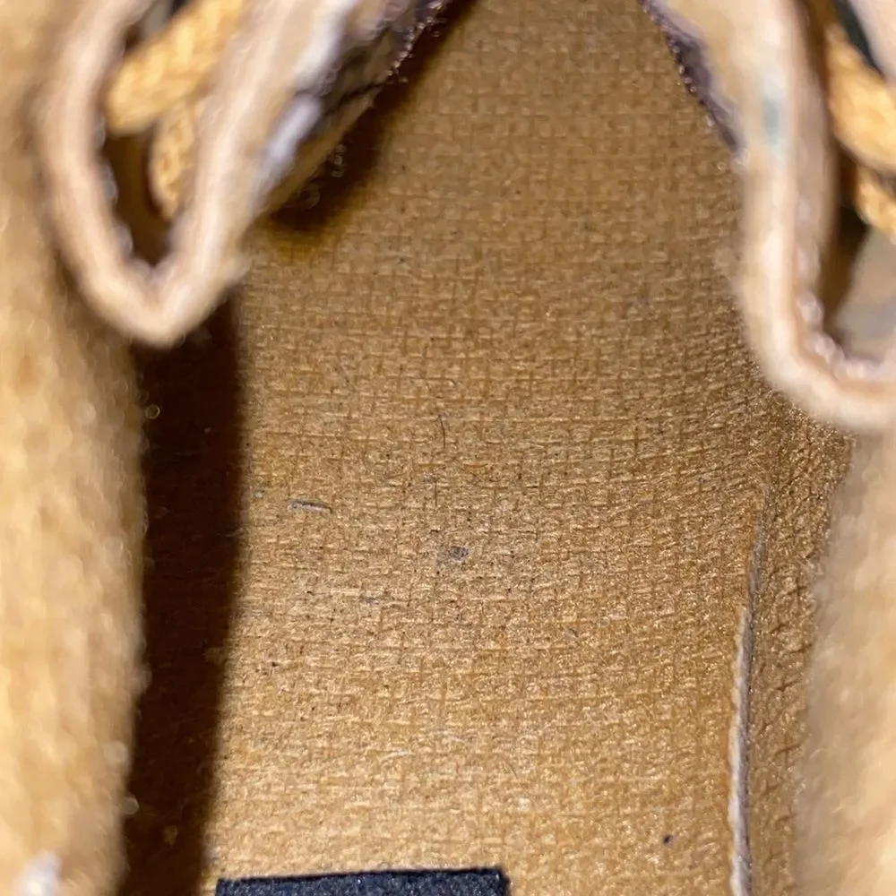 Tan Moccasin Shoes with Classic Design Kids Size 10C
